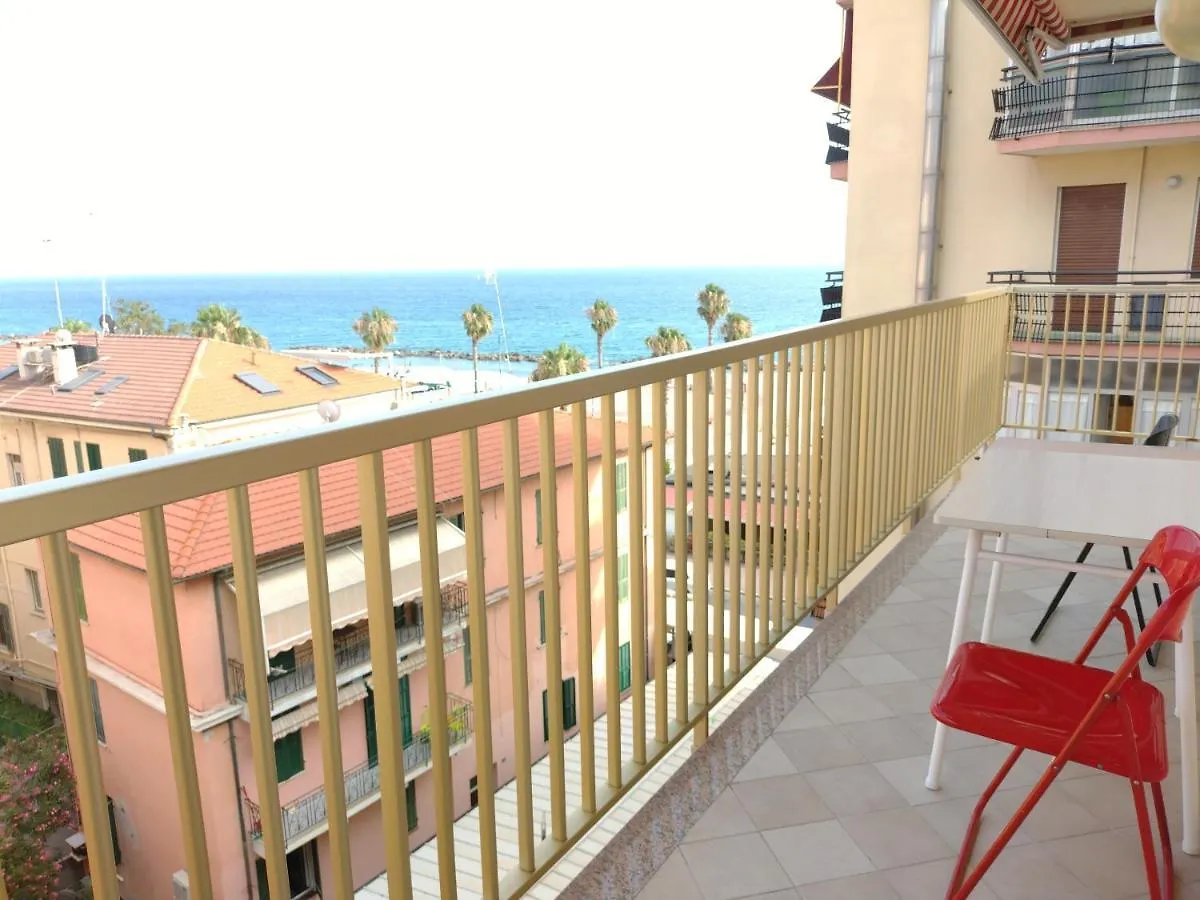 Casa Fronte Mare location